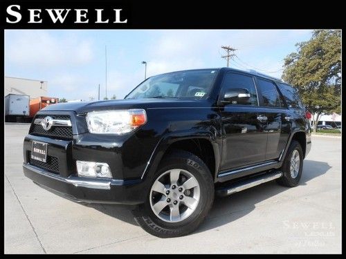 2011 4runner sr5 4x4 leather heated seats very clean!
