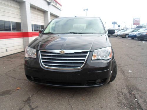 2008 chrysler town &amp; country