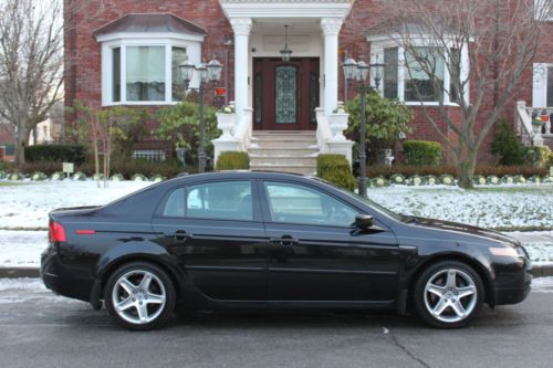 6speed manual navigation blk/blk clean carfax  1-owner immaculate condition wow!