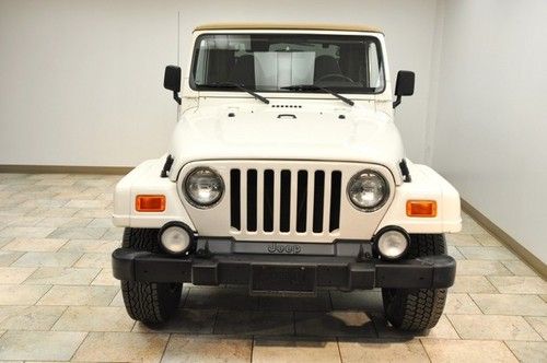 2001 jeep wrangler sahara/tj sahara low miles 30k -white-warranty