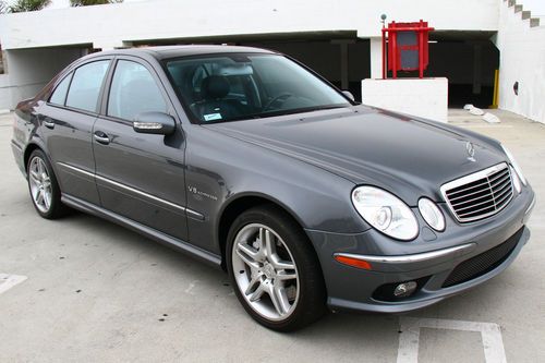 Mercedes-benz e55 amg 5.5l supercharged v8 flint grey metallic w/panorama roof