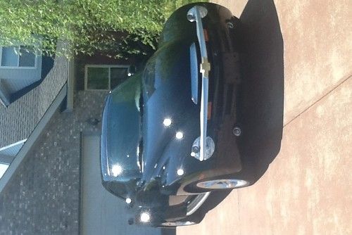 Pristine 2003 chevy ssr 18 917 miles leather power everything all opts.fun fun