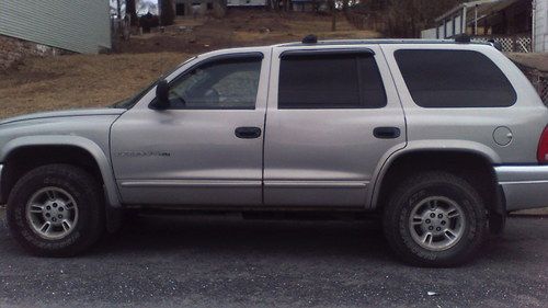 1998 dodge durango slt 4x4 / 3rd row seating &amp; tow package