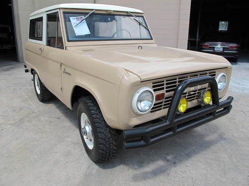 1966 ford bronco - 1st year of production - check it out! - sharp!