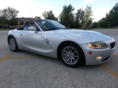 2005 bmw z4 roadster convertible! sport package! beautiful! newer tires! chrome!