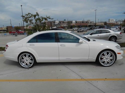 Mercedes s550 with real asanti 22s not replicas