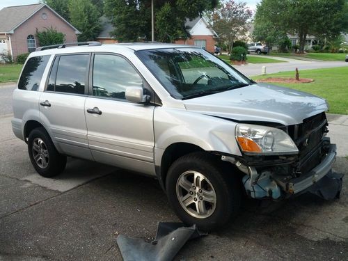 2003 honda pilot - front end damage/frame damage, clear title, runs perfectly