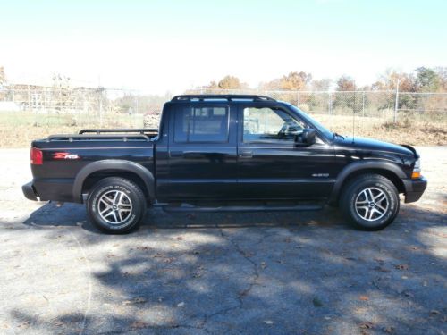 2003 chevrolet s-10 crew cab !!  4x4 !! zr-5 package !! nice !! clean !!