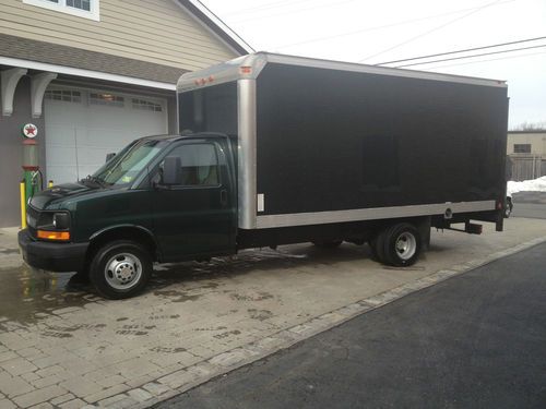 2006 chevy box van, 4000 original  miles 17' box, 1400 lb lift