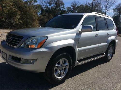 2006 lexus gx470 fully loaded with nav &amp; rear entertainment! very clean suv!