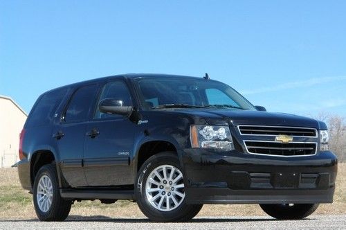2011 tahoe hybrid 4x4 immaculate one owner loaded! low miles! simply like new!