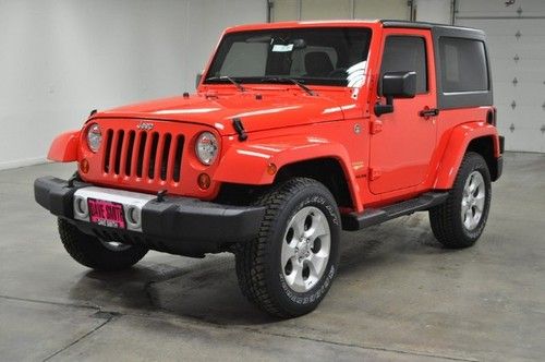 2013 new rock lobster 4wd hard top manual heated connectivity group cloth!!!!!!