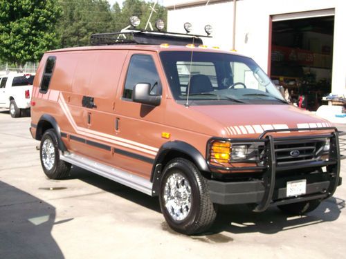 2004 ford e-350 van   movie van used in idenity theft