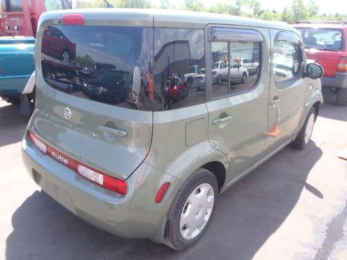 2009 nissan cube runs and drives has body damage salvage rebuildable as is