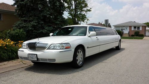 2007 lincoln town car 120" limo, only 85k miles, tiffany built limousine