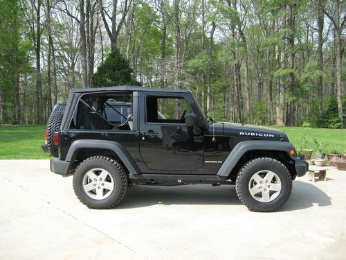 2008 black jeep wrangler rubicon - includes soft top only