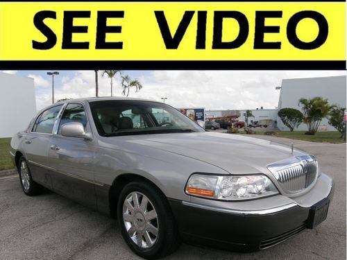 2005 lincoln towncar limited,navigation,chrome rims,warranty,see video,noreserve