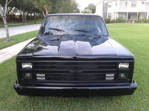 1986 chevy c 10 pick up short bed  low reserve !