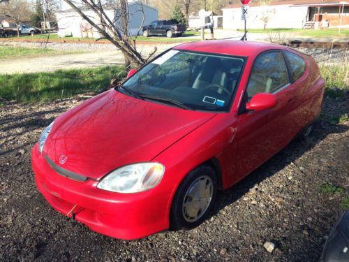 Red 2000 honda insight needs work, clean body complete!