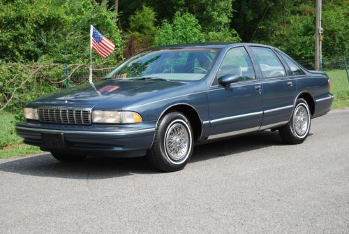 1993 chevrolet caprice classic ls *only 80k miles 5.0l v8 *new tires