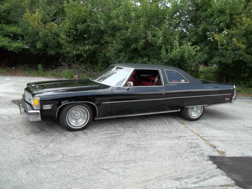 Oldsmobile 98 regency. *black* no rust. immaculate. excellent condition!!!!!