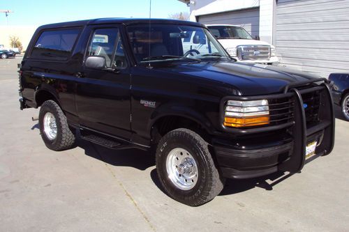 1995 ford bronco xlt 2 owner! clean, low miles!