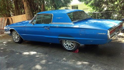 1966 ford thunderbird in good condition a great buy