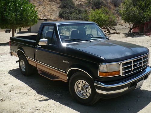 1995 ford f-150 eddie bauer 6cyl pickup 2-door  new tires &amp; transmission look!!!