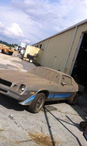 Z28,project car, barn find, silver/blue, factory 350 / at car, no motor/trans