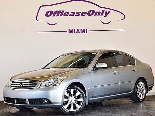 Leather alloy wheels back up camera cd player moonroof off lease only