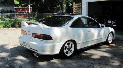 2001 acura integra gsr  stock body leather bolt ons coilovers white  last year