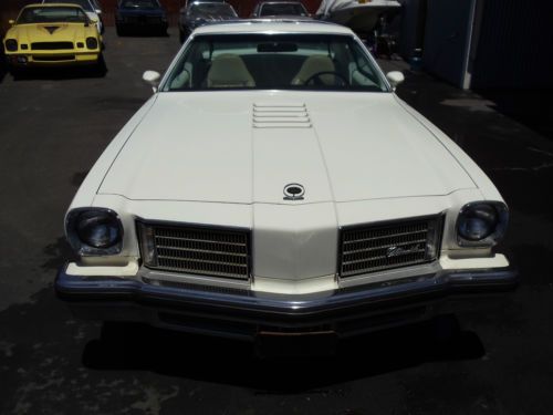 1975 oldsmobile cutlass hurst/olds w-25 coupe