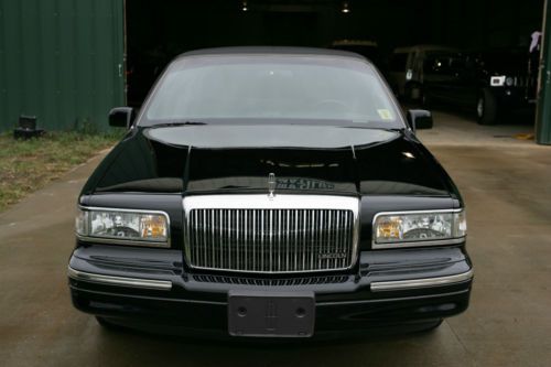 1997 krystal limousine 100&#034; stretch lincoln town car executive limousine