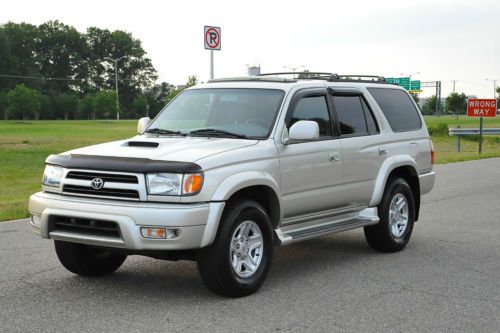 Toyota 4runner sport edition / 1 owner / amazing cond / michelins / t-belt done