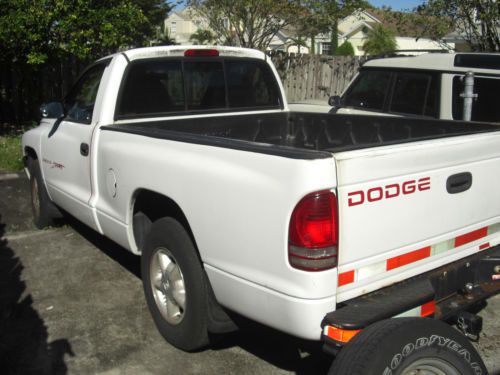 Dodge dakota 1997 , muy buena pickup para empezar a trabajar...
