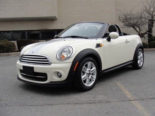 2012 mini cooper roadster, only 6,047 miles, automatic, navigation, warranty!!!