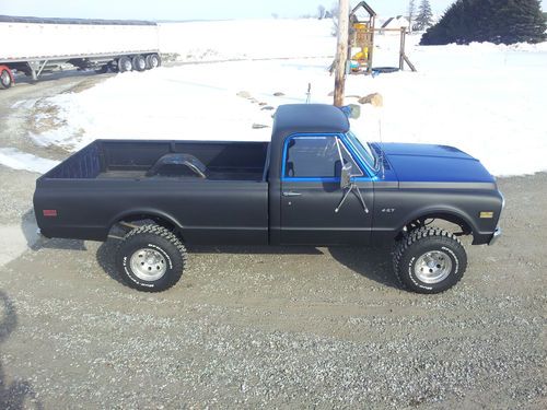 71 chevy pickup, 427, 4speed, 4wd