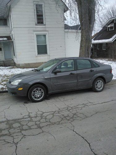 2007 ford focus se - $7000 - only 61,000 miles