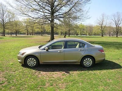 2008 honda accord lx-p in great condition,super low mileage - only 28k !!!