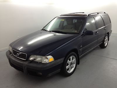 Pre-owned dealer trade must sell awd leather &amp; sunroof