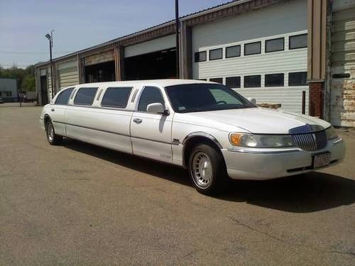 1999 lincoln 120" stretch limousine   low reserve