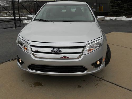 2012 ford fusion sel 2.5liter*no reserve*only 3k*htd leather*led * sync*rebuilt