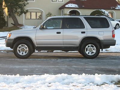 1997 toyota 4runner 4x4 two owner non smoker gas saver must sell no reserve!!!