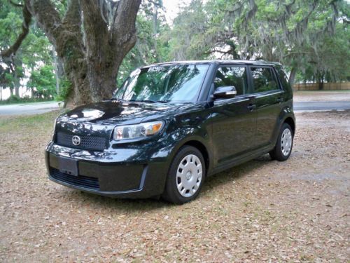 2008 scion xb,new body style,1 owner,nav,ac,loaded,new clutch,35 mpg,no reserve