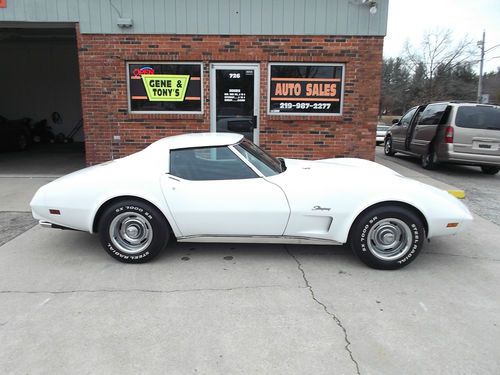 White brown leather t-tops 1976 corvette muscle car l48 v8