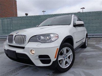 2012 bmw x5 xdrive35d diesel navigation/camera 3rd row seating -- exceptional!