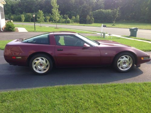 1993 ruby red 40th anniversary corvette - - -quick sell