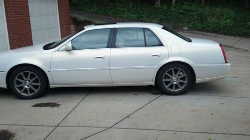 2007 cadillac dts performance only 61k miles!!