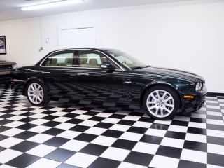 2009 jaguar xj8 one owner clean carfax only 30k mi mint condition in &amp; out