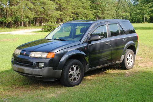 2002 saturn vue all wheel drive auto looks and runs great 135k on it